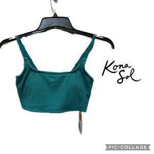 NWT women’s Kona sol swim top size M